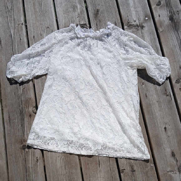 Cable & Gauge Tops - Cable &‎ Gauge White Lace Blouse